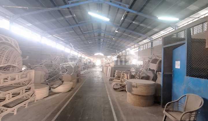 Warehouse Rental with Office Facilities, Prayer Room, and Security Post in Plumbon Industrial Zone, Cirebon Warehouse Rental with Office Facilities, Prayer Room, and Security Post in Plumbon Industrial Zone, Cirebon