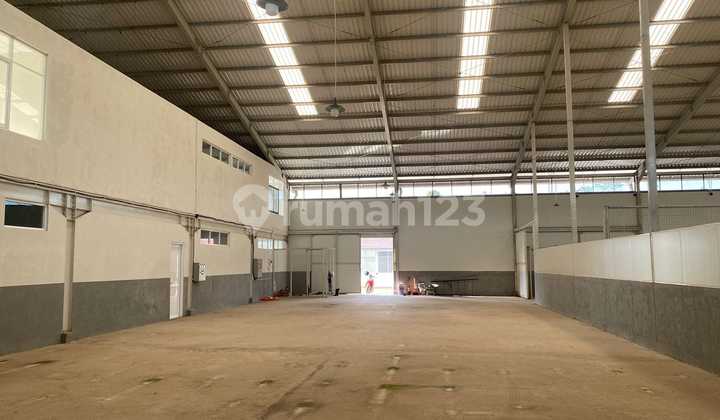 For Sale and Warehouse for Rent in Bantarwaru Area, Indramayu