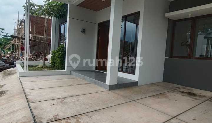 Jual Rumah Primary 2 Lantai Area Strategis Tengah Kota di Perum Puri Mega Citra II, Majalengka