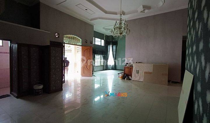 Rumah 4 Kamar Lokasi Premium Solo Baru 1