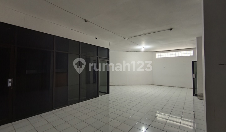 Ruko 3 Lantai Lokasi Strategis di Honggowongso Solo Ruko 3 Lantai Lokasi Strategis di Honggowongso Solo