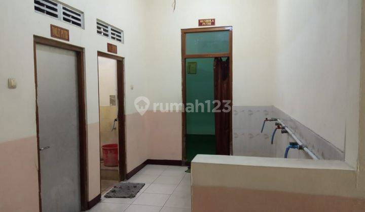 Ruang Usaha Cocok Untuk Kantor/ Tempat Kursus Di Banjarsari Solo 2