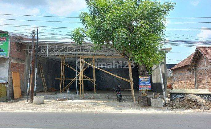 Dijual ruang usaha Solo purwodadi km 8 2