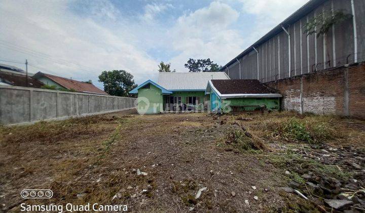 Tanah ada bangunan kecil disewakan di daerah Pasarkliwon Solo 5
