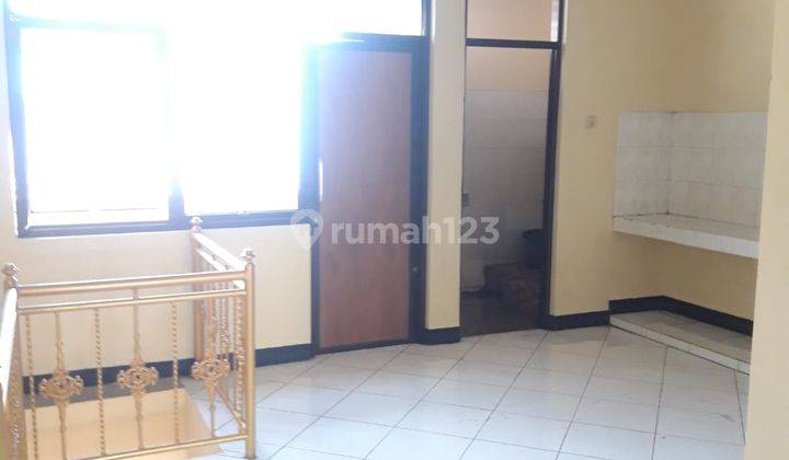 Disewakan Ruko 2 lt Solobaru jl utama 2