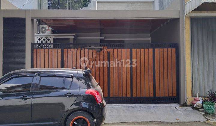 Dijual Rumah Cantik 2 lt di Banyuanyar Solo 1