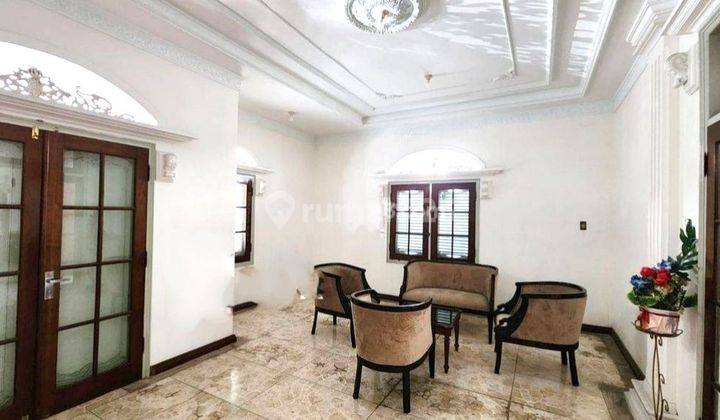 Dijual Rumah Klasik Kolonial Semifurnished passive income ratusan juta , Lokasi Strategis Jebres Solo 2