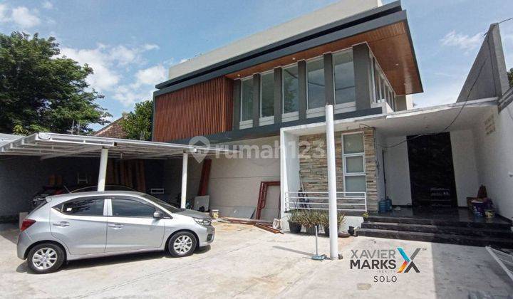 Rumah Minimalis Modern konsep Open Space di Serengan Solo 2