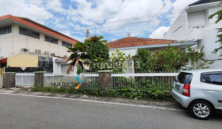 Rumah Nyaman dekat Manahan Solo 1