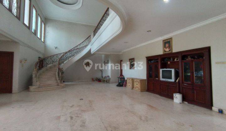 Rumah Mewah lokasi premium di Solobaru  2