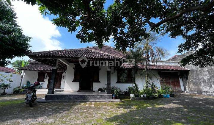 Dijual Rumah Jawa Klasik di Punggawan Solo 1