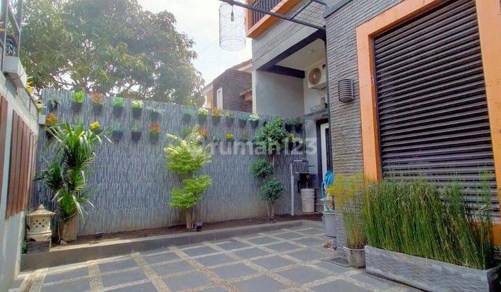 Rumah Cantik 3lantai siap huni di Mojosongo Solo 1