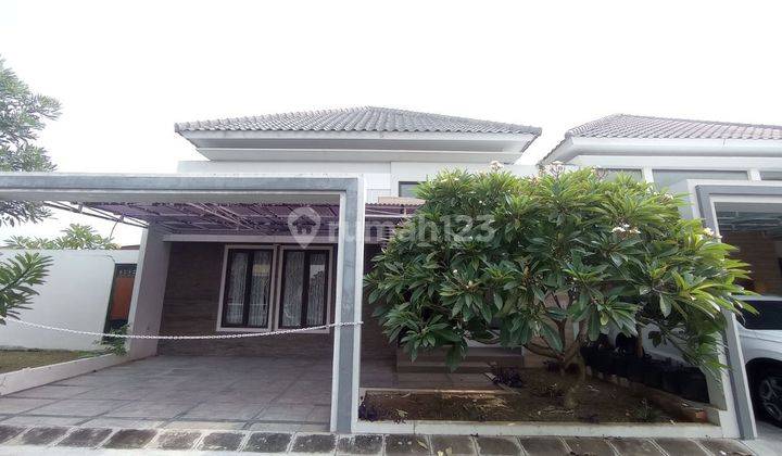 Rumah Cantik Lahan Terbuka Luas Di Cluster Elite Di Solo Barat   1