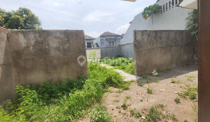 Tanah dan rumah dijual di Lor Inn Residence Solobarat 1