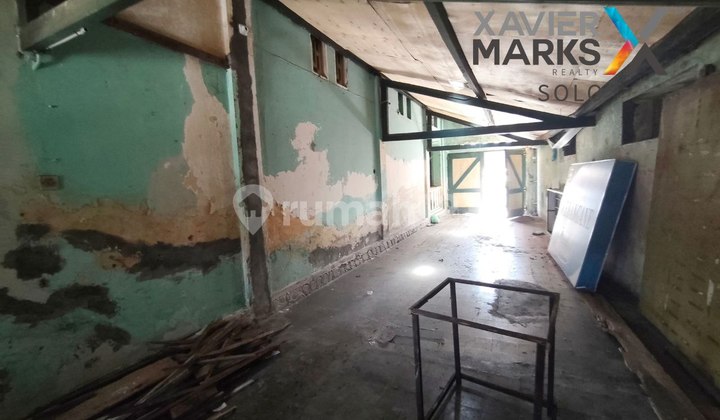 Vintage House Can Become a Business Space in Jebres Solo