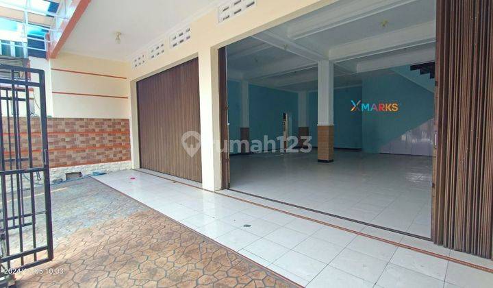 Ruang Usaha & tempat tinggal Siap Pakai dekat Mall Paragon Solo 1