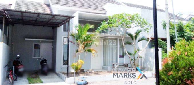 Rumah Cantik Di Cluster Colomadu Solo Barat 1