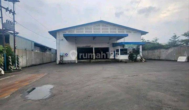 Gudang Akses Kontainer Dekat Pintu Tol Karanganyar 1