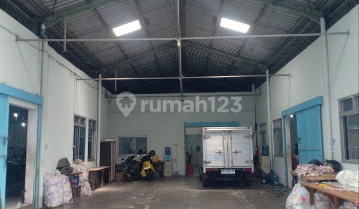 Warehouse and Business Space Near Solobaru