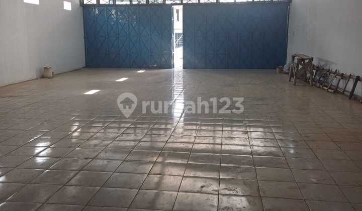 Business Space Ready to Open for Business in Karanganyar Near Solo