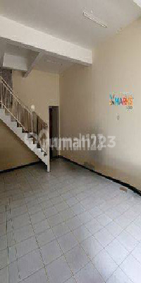 Shop House 5 Minutes to Toll, Busy Trading Area in Colomadu 1