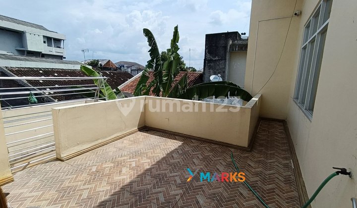 Nice Furnished 2-Story House Ready to Occupy in Solo Baru