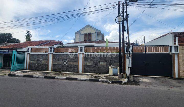 Rumah Nyaman Bebas Banjir Di Solo Baru 1