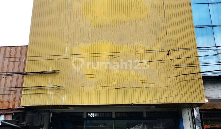 Two-story Shop House Ready for Use, Commercial Area Location in Kratonan, Serengan, Solo. 1