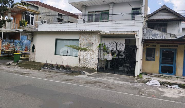 House can be used for Business Space 4Minutes Gor Manahan Solo