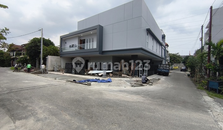 Kost Baru Fully Furnished Potensi Passive Income Hingga 40 Juta/ Bulan di Solo Kost Baru Fully Furnished Potensi Passive Income Hingga 40 Juta/ Bulan di Solo