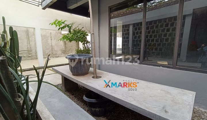 Ready-to-Use Strategic Location Business Space in Manahan Solo Ready-to-Use Strategic Location Business Space in Manahan Solo