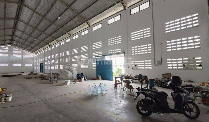 Gudang Akses Kontainer Zona Industri Solo Area 2