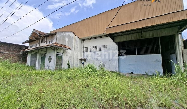 Warehouse suitable for Business Space 5Min from Toll Gate in Kartasura Solo Raya Warehouse suitable for Business Space 5Min from Toll Gate in Kartasura Solo Raya