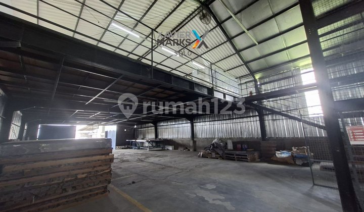 Gudang Akses Kontainer Siap Pakai Ada Area Office di Kartasura 10 Menit Pintu Tol Gudang Akses Kontainer Siap Pakai Ada Area Office di Kartasura 10 Menit Pintu Tol