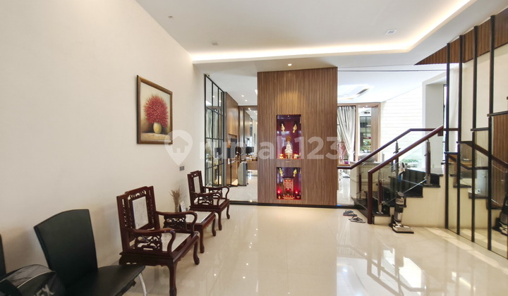 Dijual Villa Komplek Perumahan Citraland Gama City Cluster Bahamas 1