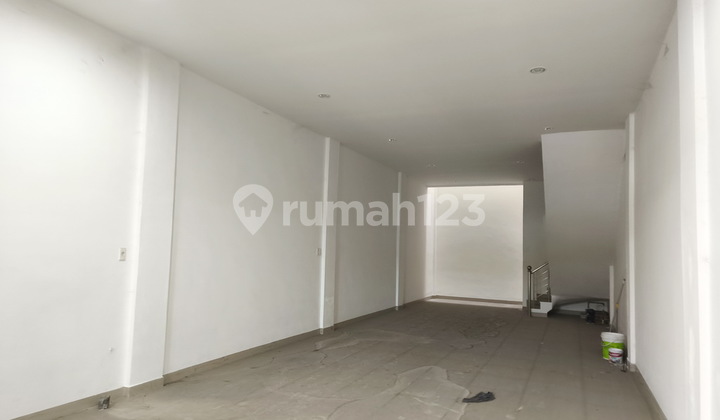 For Rent, Ready-to-Occupy Shop House in Cemara Asri Complex, Berjaya Street.