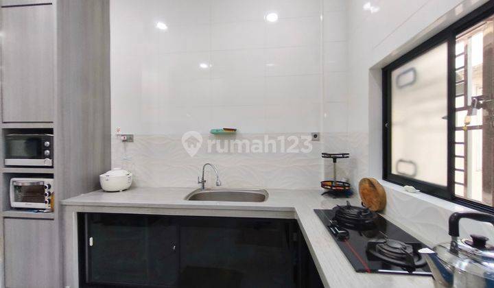 Dijual Rumah Furnished Komplek Brayan City Medan, Medan 2