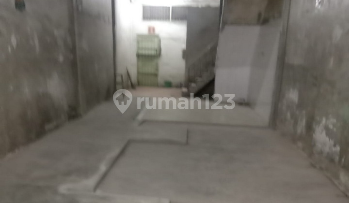 Ruko di inti kota Medan  Jalan Bandung  Simp. Jalan Cirebon 2
