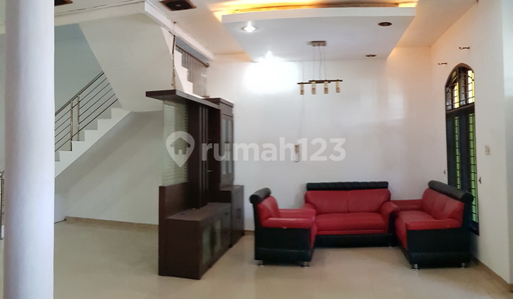 For Rent: 2-Story House in Cemara Hijau Complex