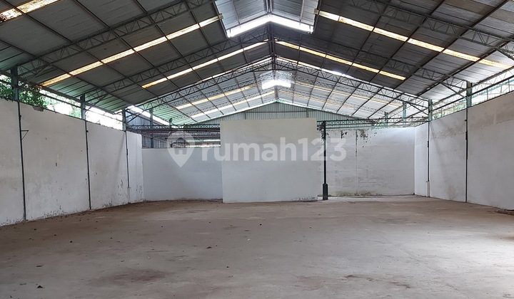 Land and Warehouse for Sale in Kelambir 5, Hamparan Perak