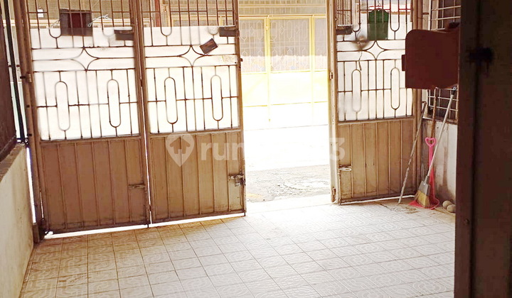 Rent a House on Jalan Sumarsono Ujung, Persatuan Alley