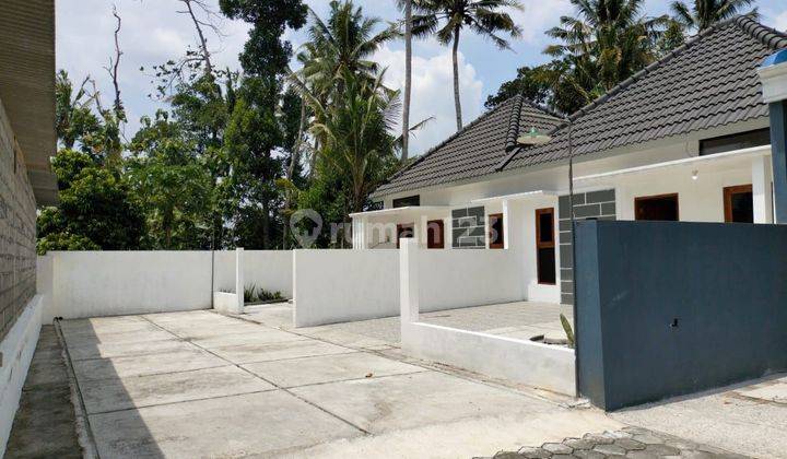 Rumah Cantik Utara Lpmp Kalasan 2