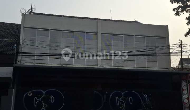 Ruko Rendeng 2 Mohamad Toha 2.5 Lantai Lift