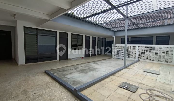 Large Ruko Bandung City Garuda Main Road Suitable for Office / Business 2