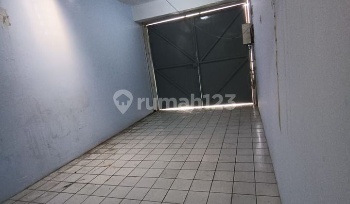 Rumah Besar Tki 1 Lingkungan Nyaman 2