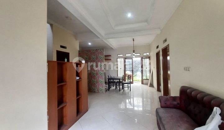 Rumah Buah Batu Dekat ke Tol Buah Batu Rumah Buah Batu Dekat ke Tol Buah Batu