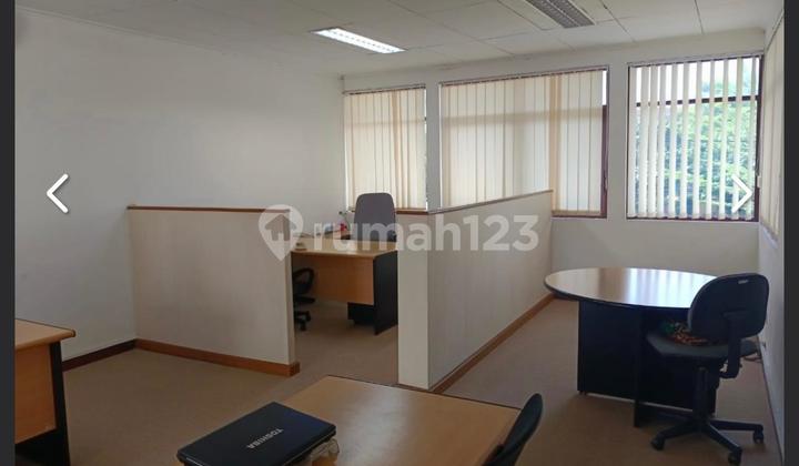 Ruko Sayap Soekarnohatta in the Complex Suitable for Office 2