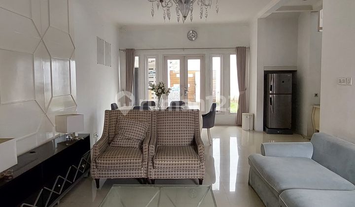 Strategic House in Turangga near Jl Buah Batu 2