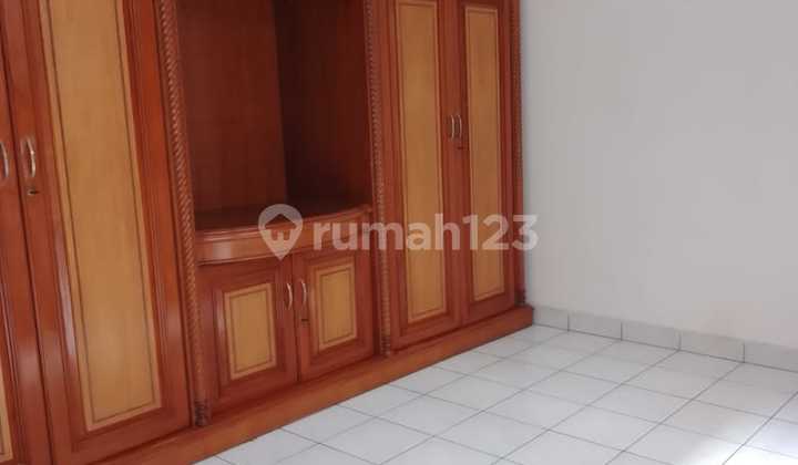 Well-Maintained Pondok Hijau House Ready to Occupy 2