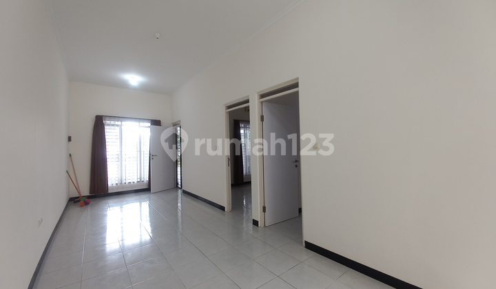 Jual Cepat Rumah Taman Kopo Indah 3 Blok Favorite